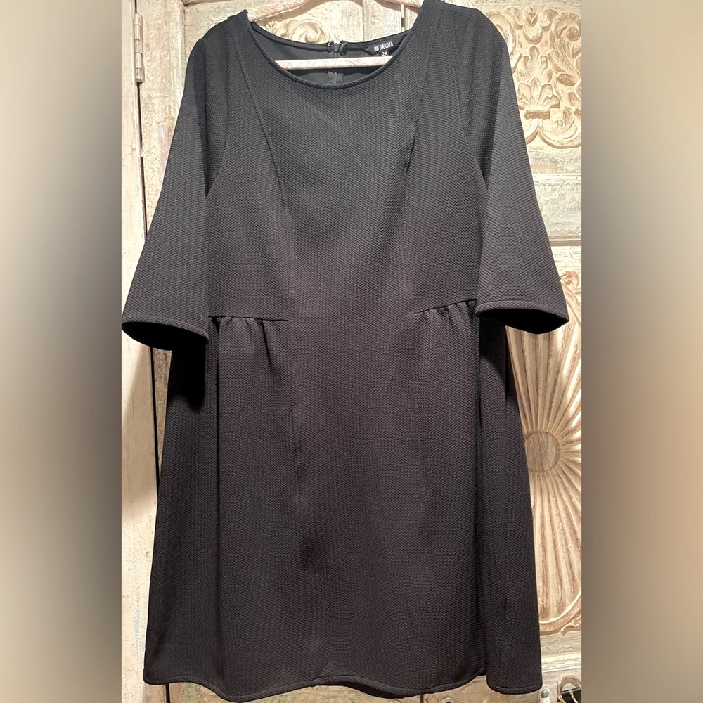 EUC BB Dakota Little Black 3/4 Sleeve Dress, 2X